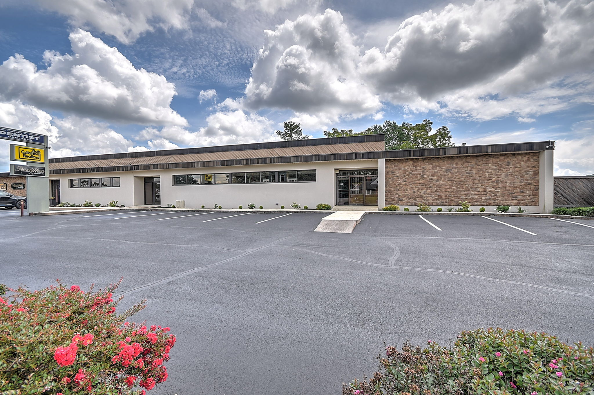 709 Bluff City Hwy, Bristol, TN 37620