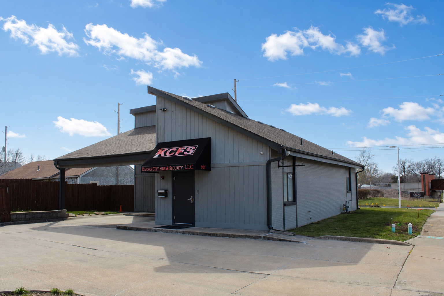 901 East Loula St, Olathe, KS 66061