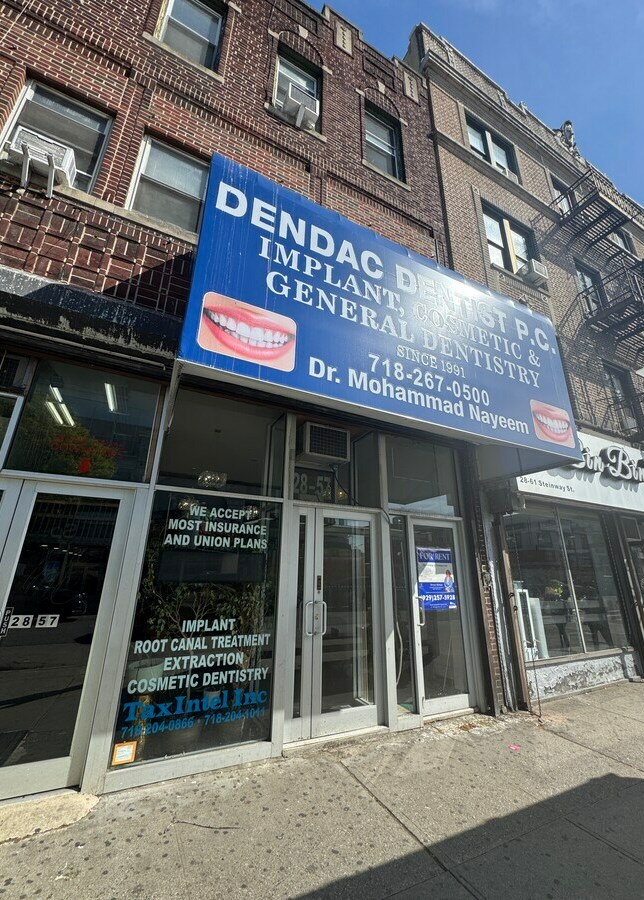 2857 Steinway St, Astoria, NY 11103
