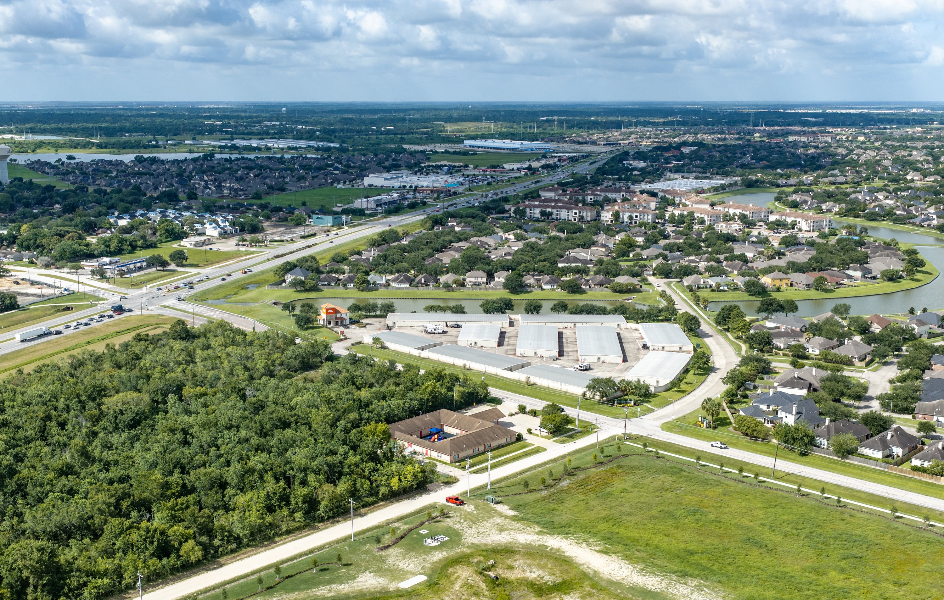 3705 Columbia Memorial Pkwy, Kemah, TX 77565