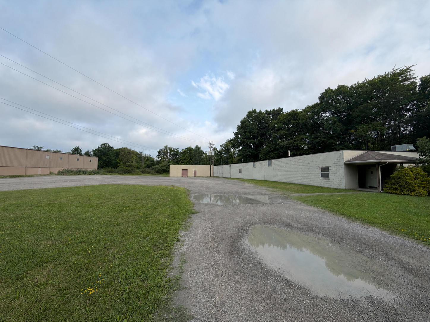 15650 Madison Rd, Middlefield, OH 44062