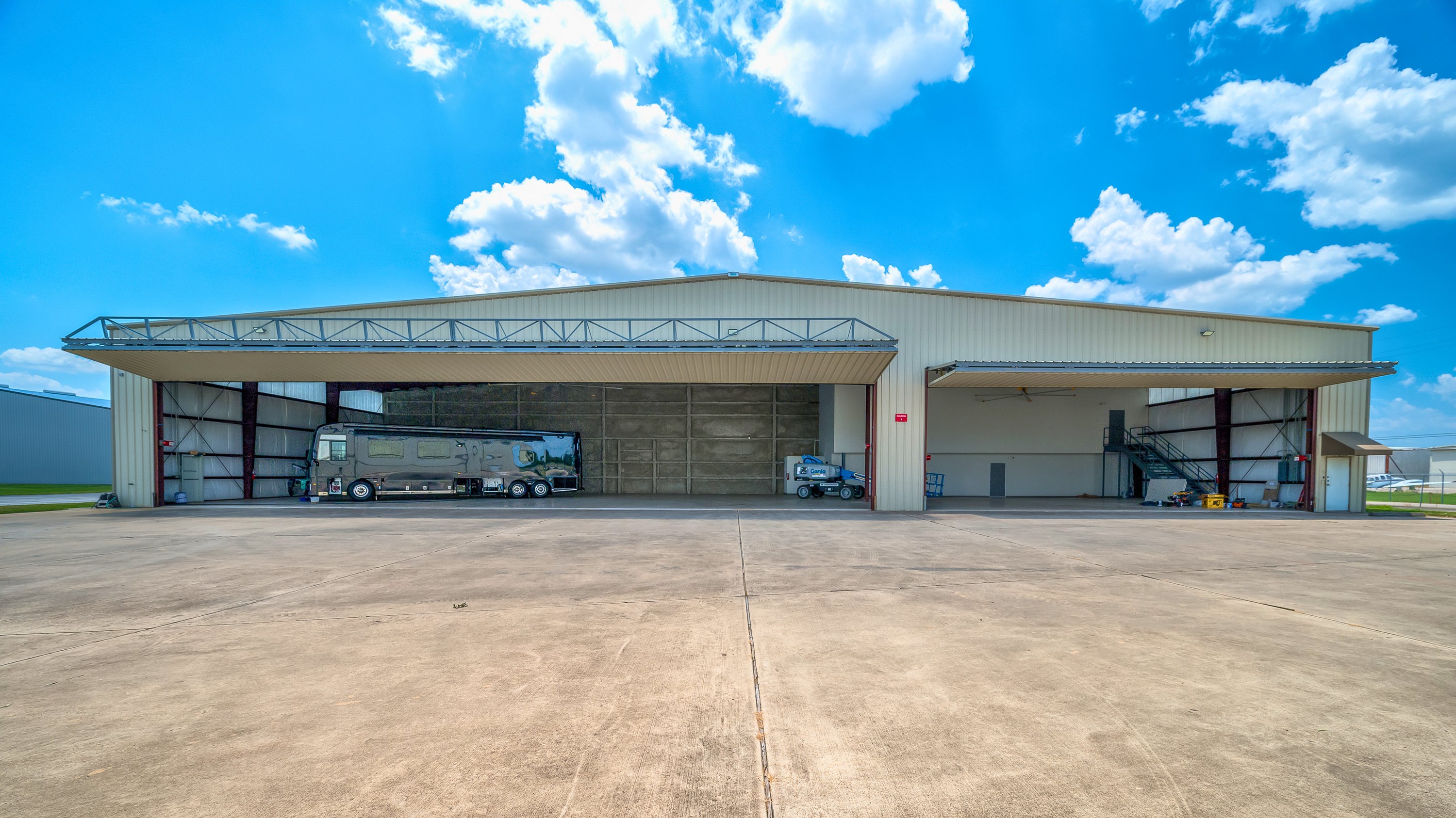 20115 Stuebner Airline Rd, Spring, TX 77379