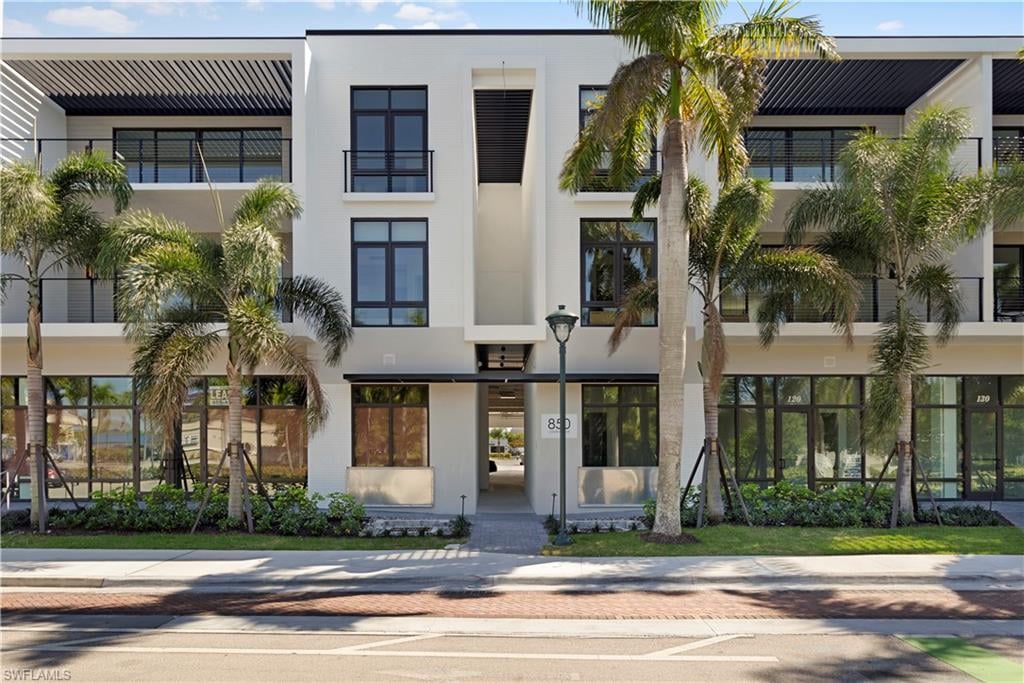 850 Central Ave, Naples, FL 34102