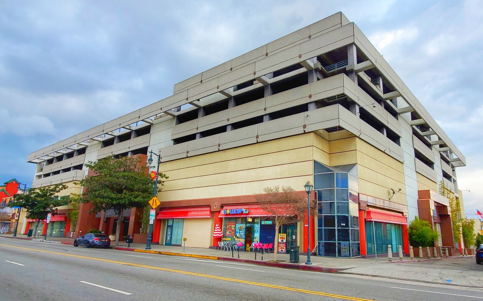 988 N Hill St, Los Angeles, CA 90012