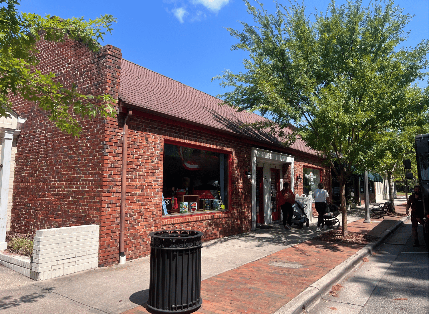 230 Southwest Broad St, Southern Pines, NC 28387