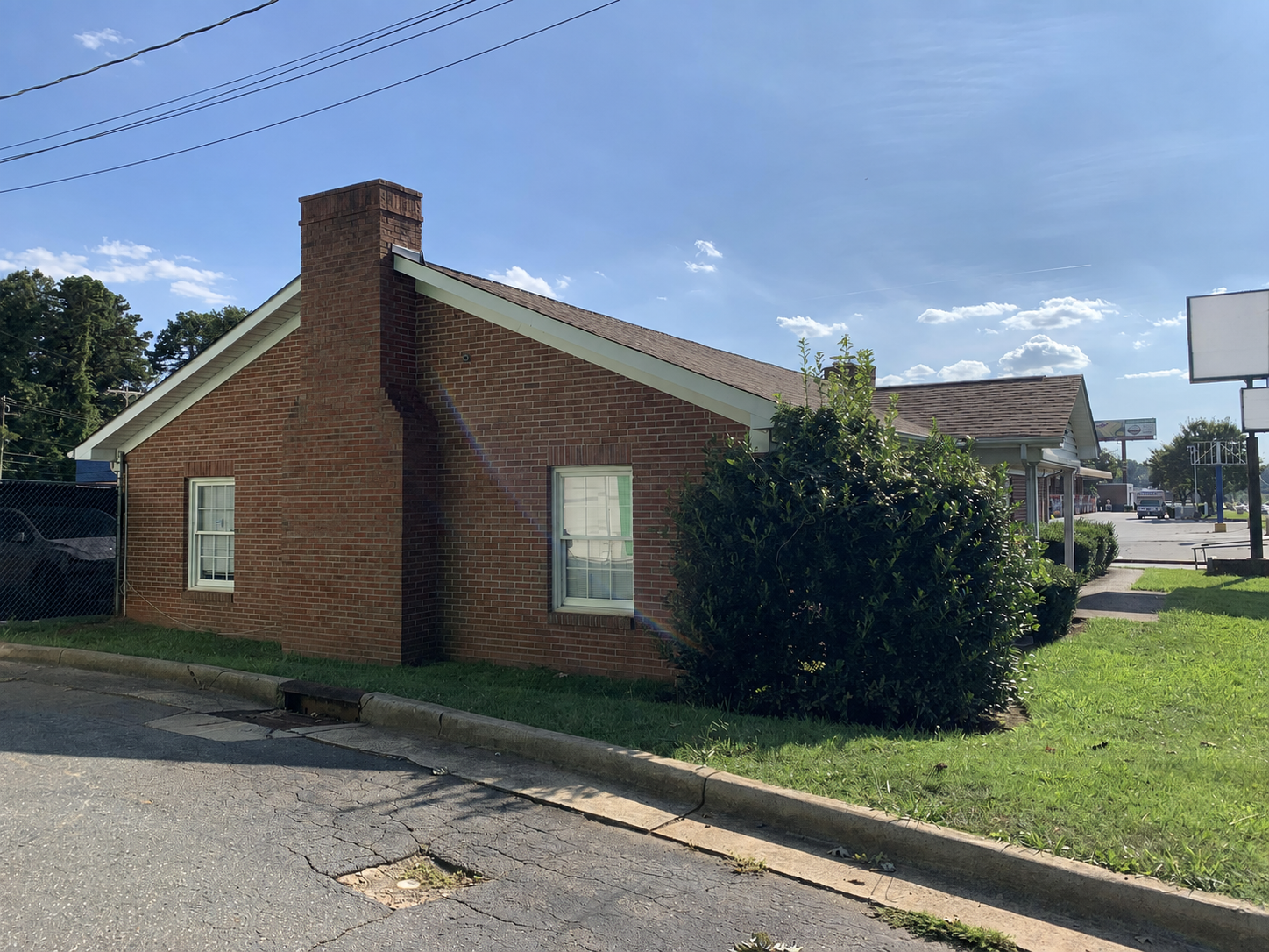 5010 ALBEMARLE RD CHARLOTTE NC, CHARLOTTE, NC 28205 For Lease | Crexi.com