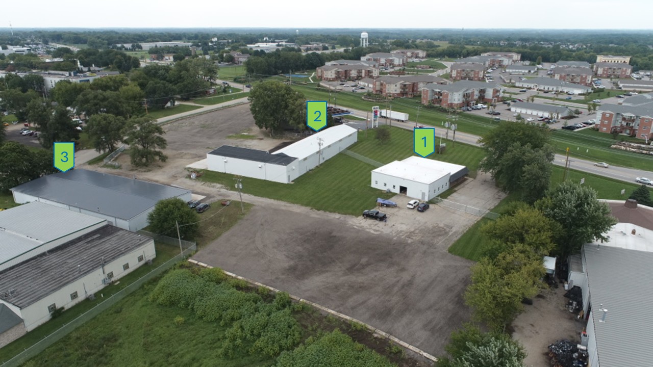 4415 South Hi Point Rd, McHenry, IL 60050
