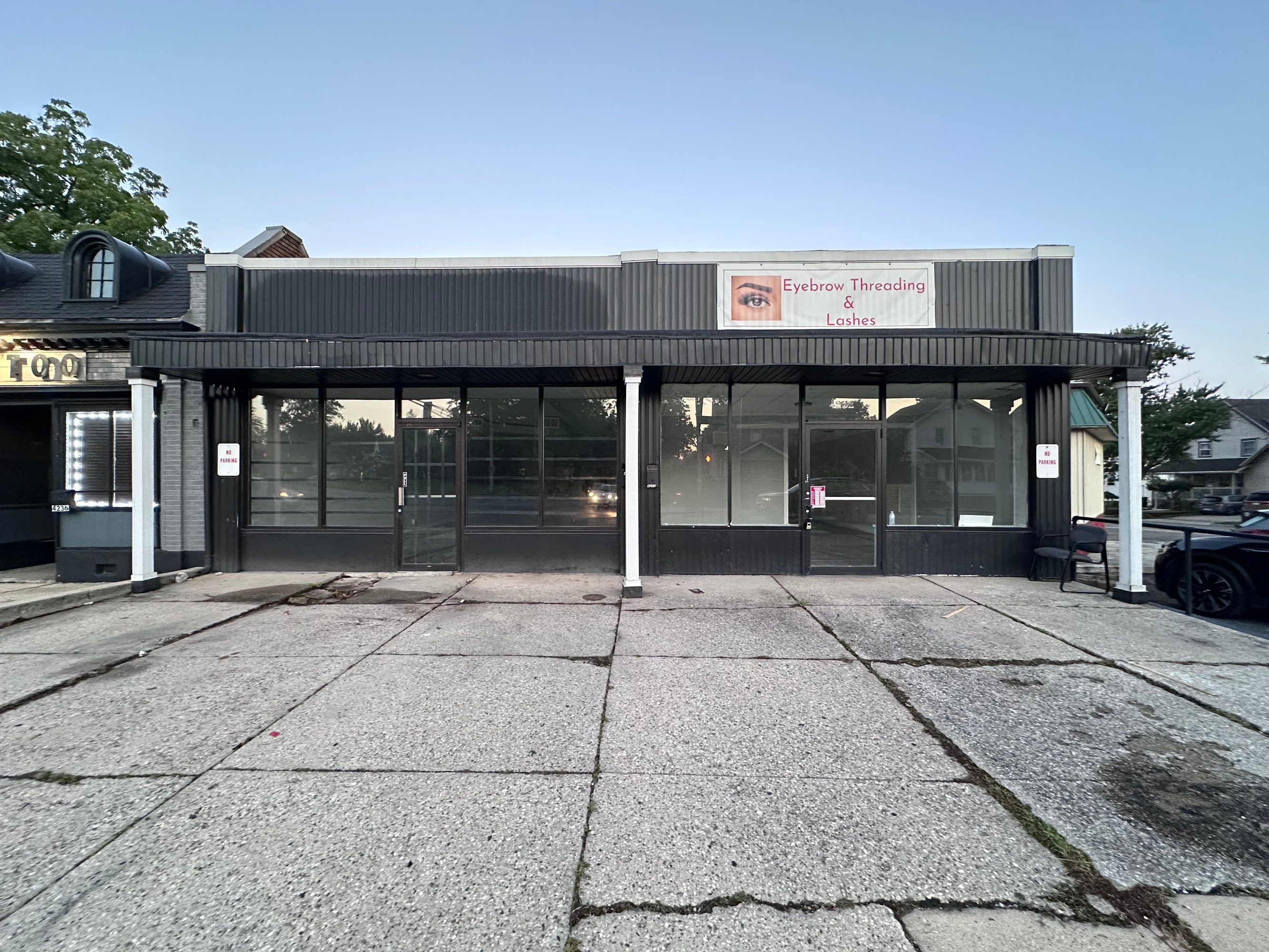 4232 S Calhoun St, Fort Wayne, IN 46807