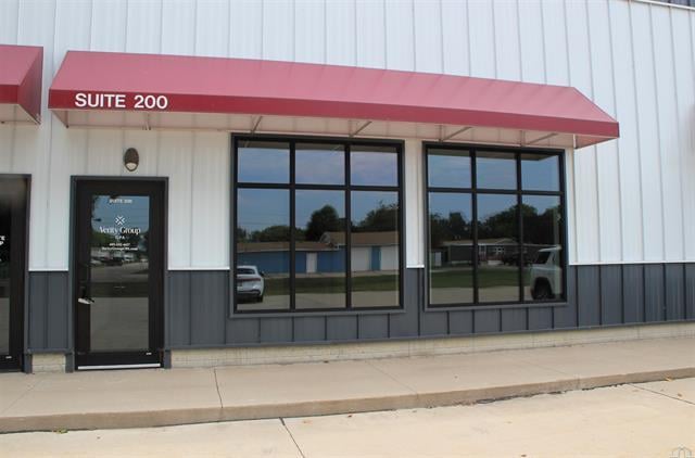 1400 River Dr,Unit 200, North Sioux City, SD 57049