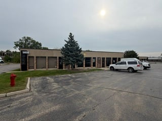 5050 Newport Dr, Rolling Meadows, IL 60008