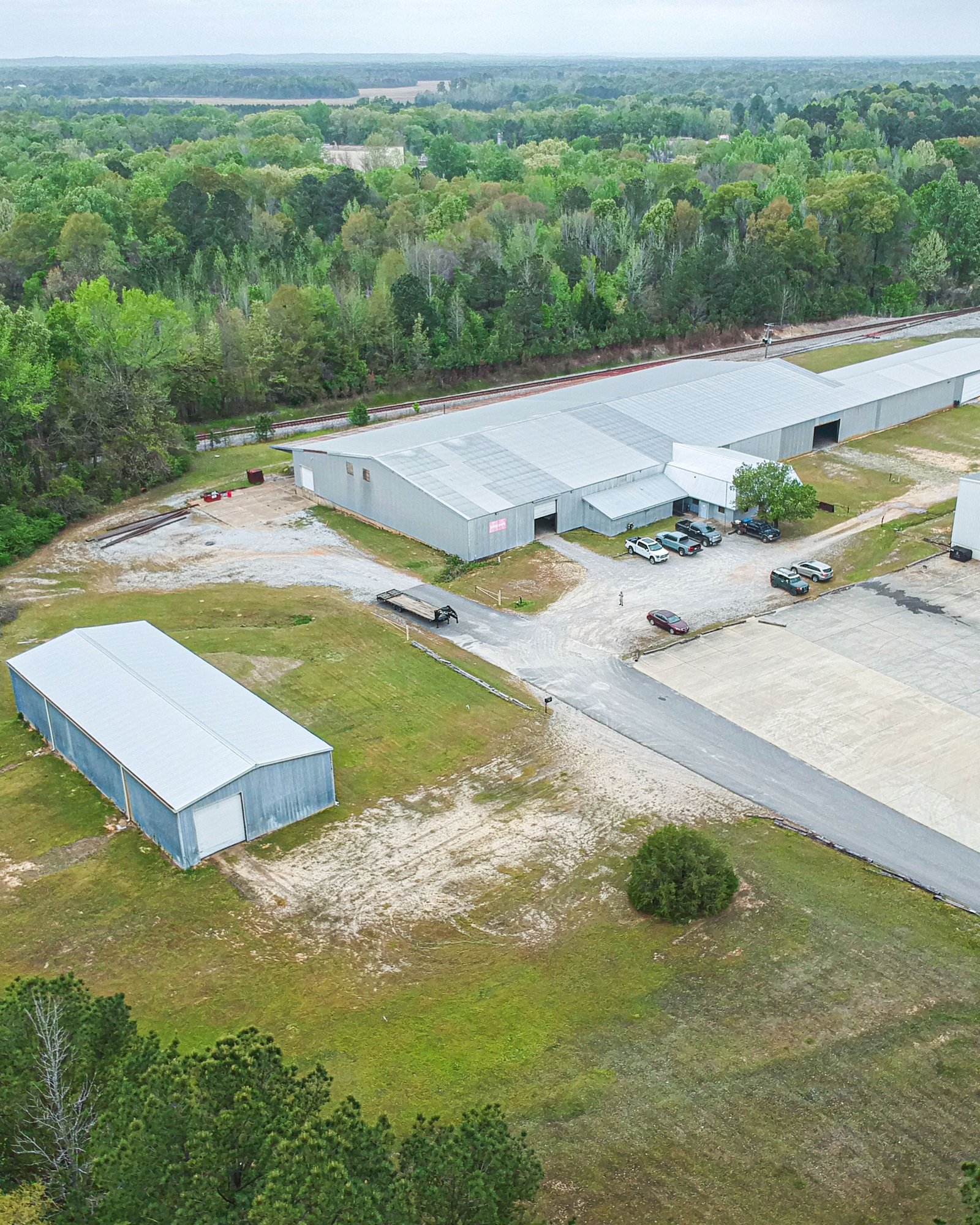 16487 Saw Mill Rd, Moundville, AL 35474