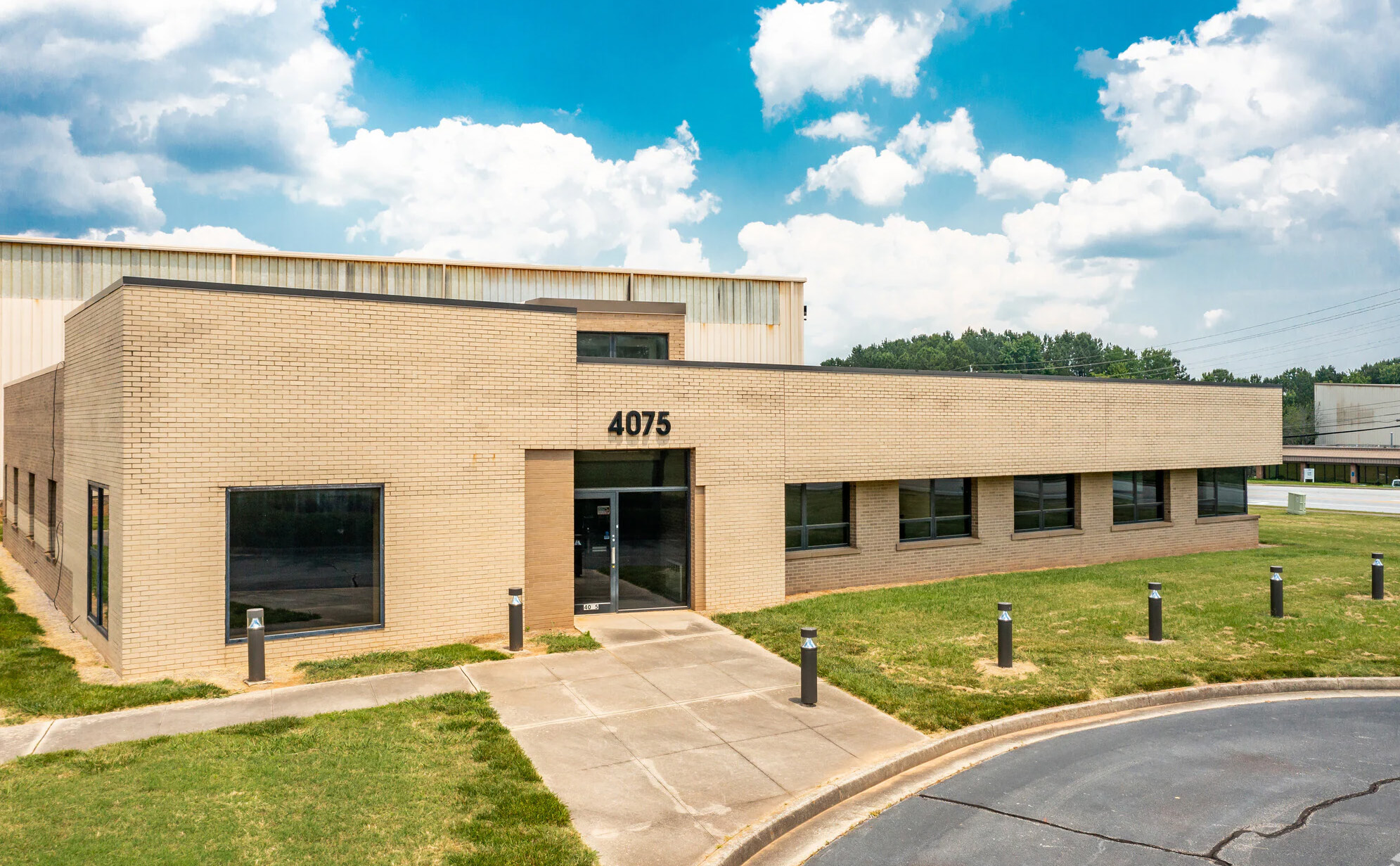 4075 Blue Ridge Industrial Pky, Norcross, GA 30071 For Lease | Crexi.com