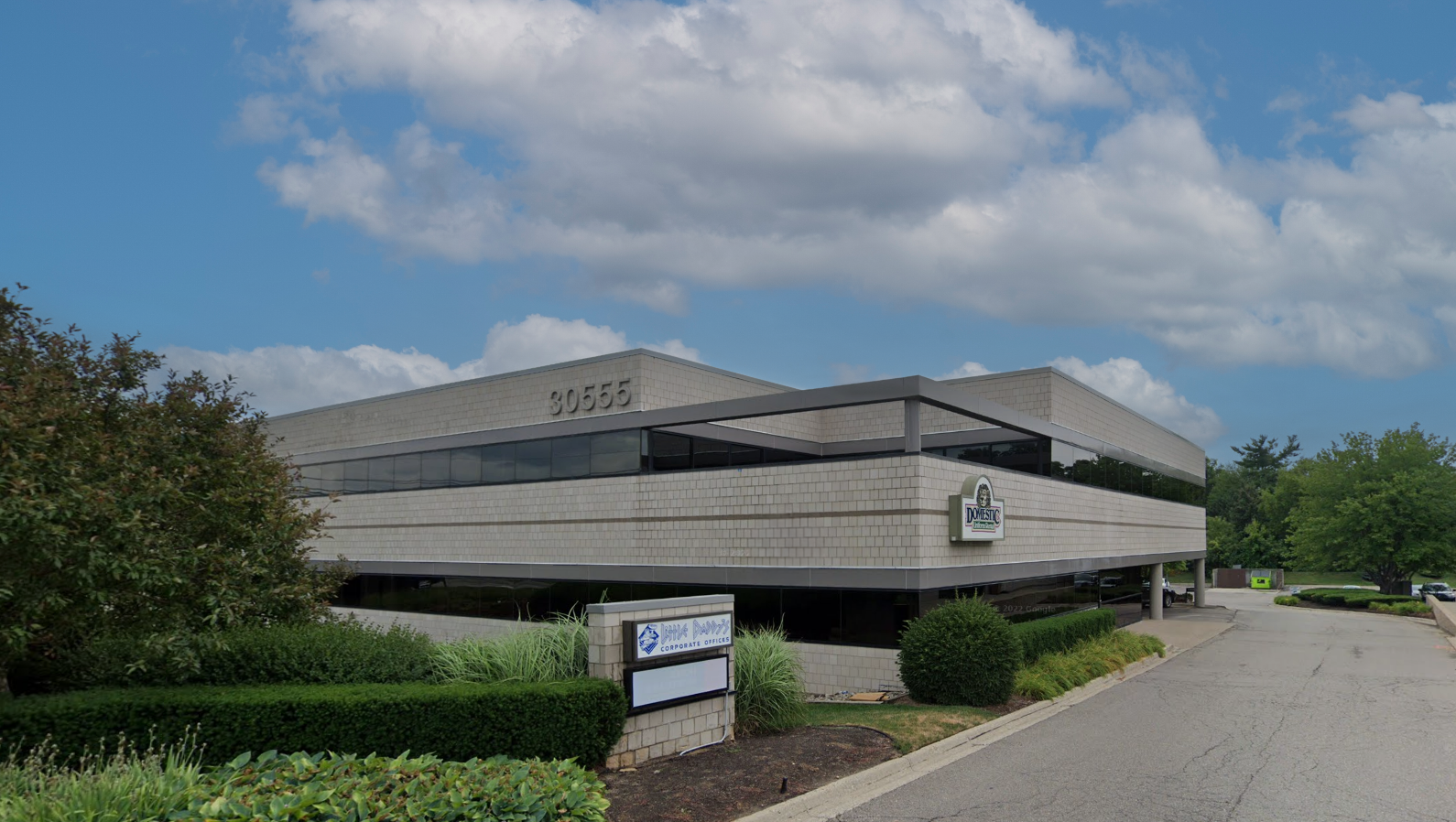 30555 Northwestern Hwy, Farmington Hills, MI 48334