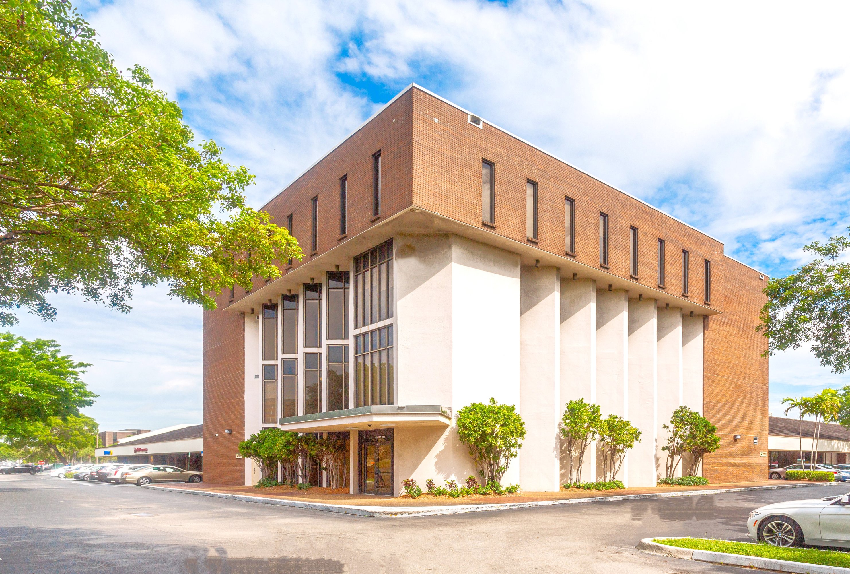 1200 NW 78Th Ave, Doral, FL 33126