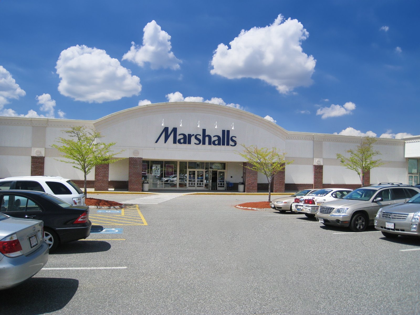 100 Charlton Rd, Sturbridge, MA 01566