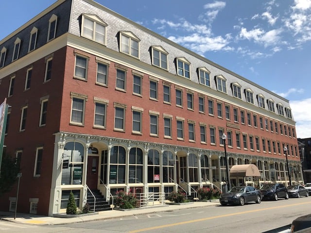 25 Railroad Sq, Haverhill, MA 01832