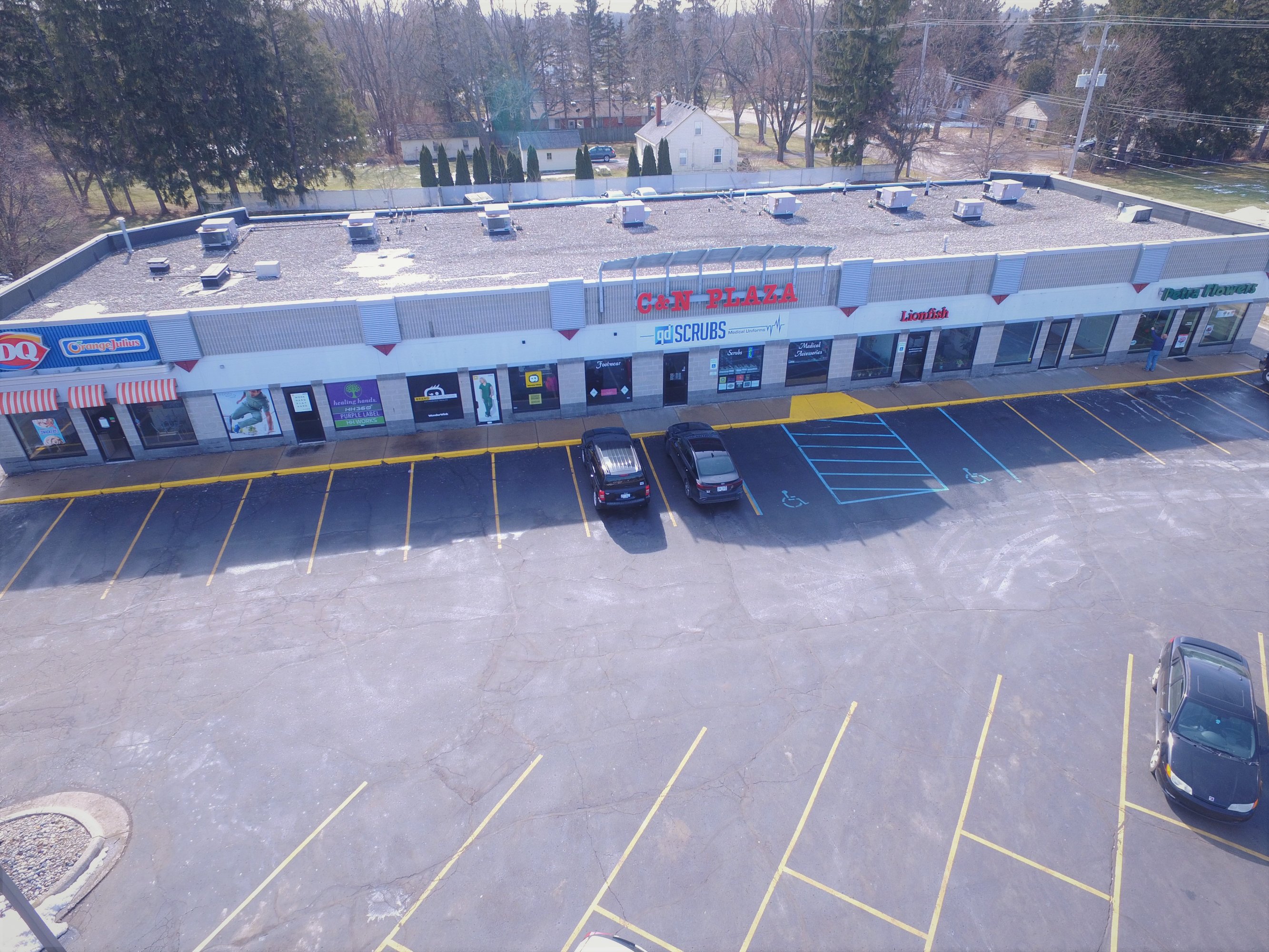 3233 W Saginaw St, Lansing, MI 48917