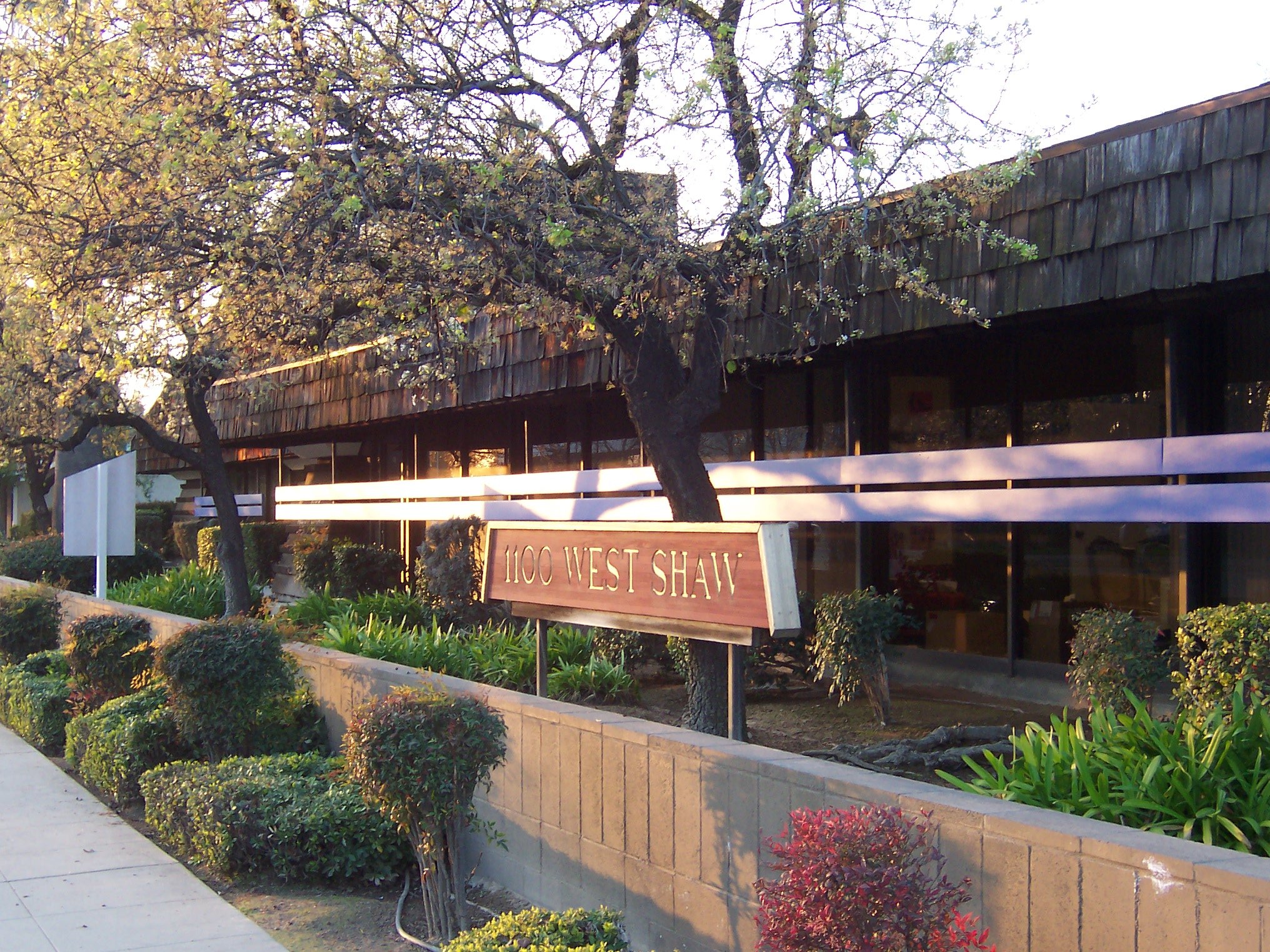 1100 W Shaw Ave, Fresno, CA 93711