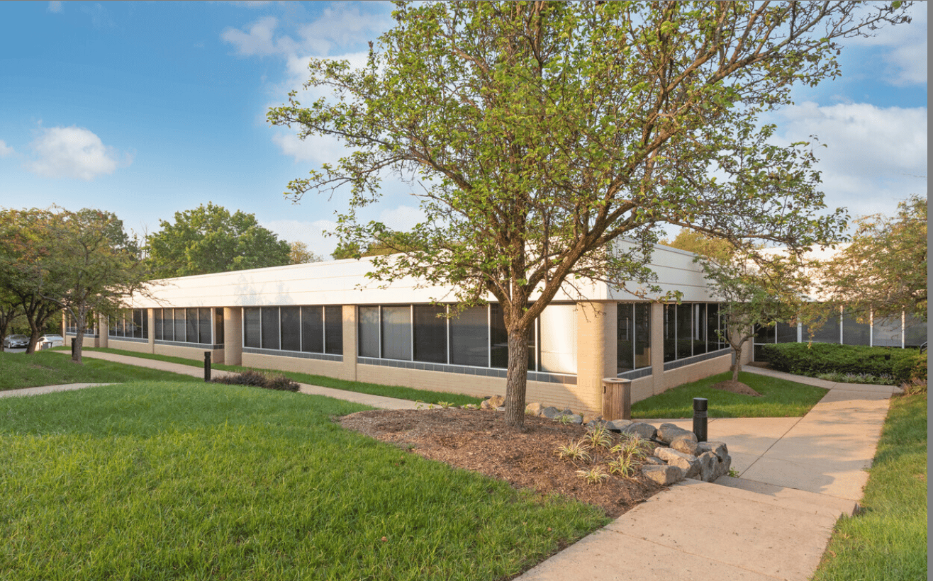 4451 Brookfield Corporate Dr, Chantilly, VA 20151