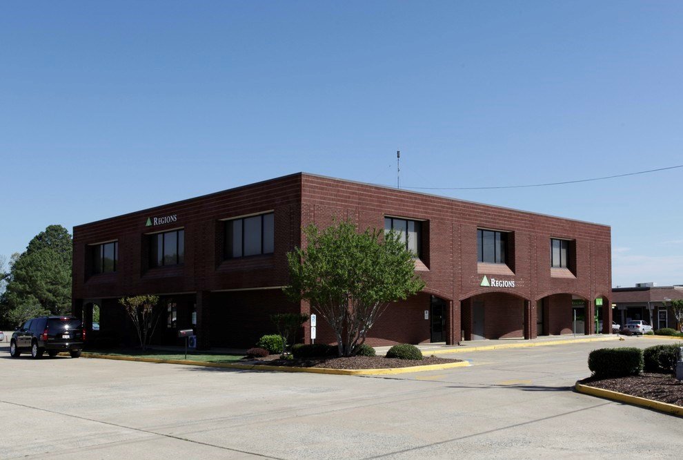 1500 W Dewitt Henry Dr, Beebe, AR 72012