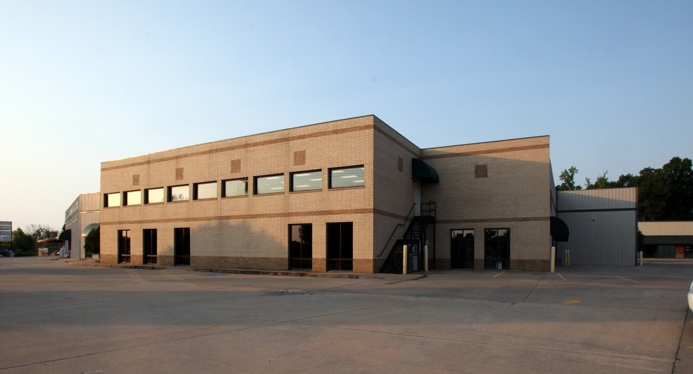 9800 Maumelle Blvd, Maumelle, AR 72113
