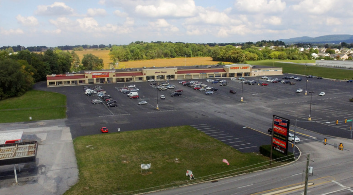 1695 Lincoln Way E, Chambersburg, PA 17202