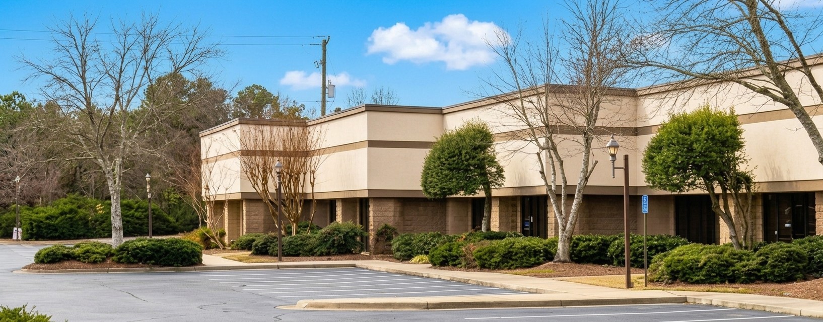 4040 Nine Mcfarland Dr, Alpharetta, GA 30004