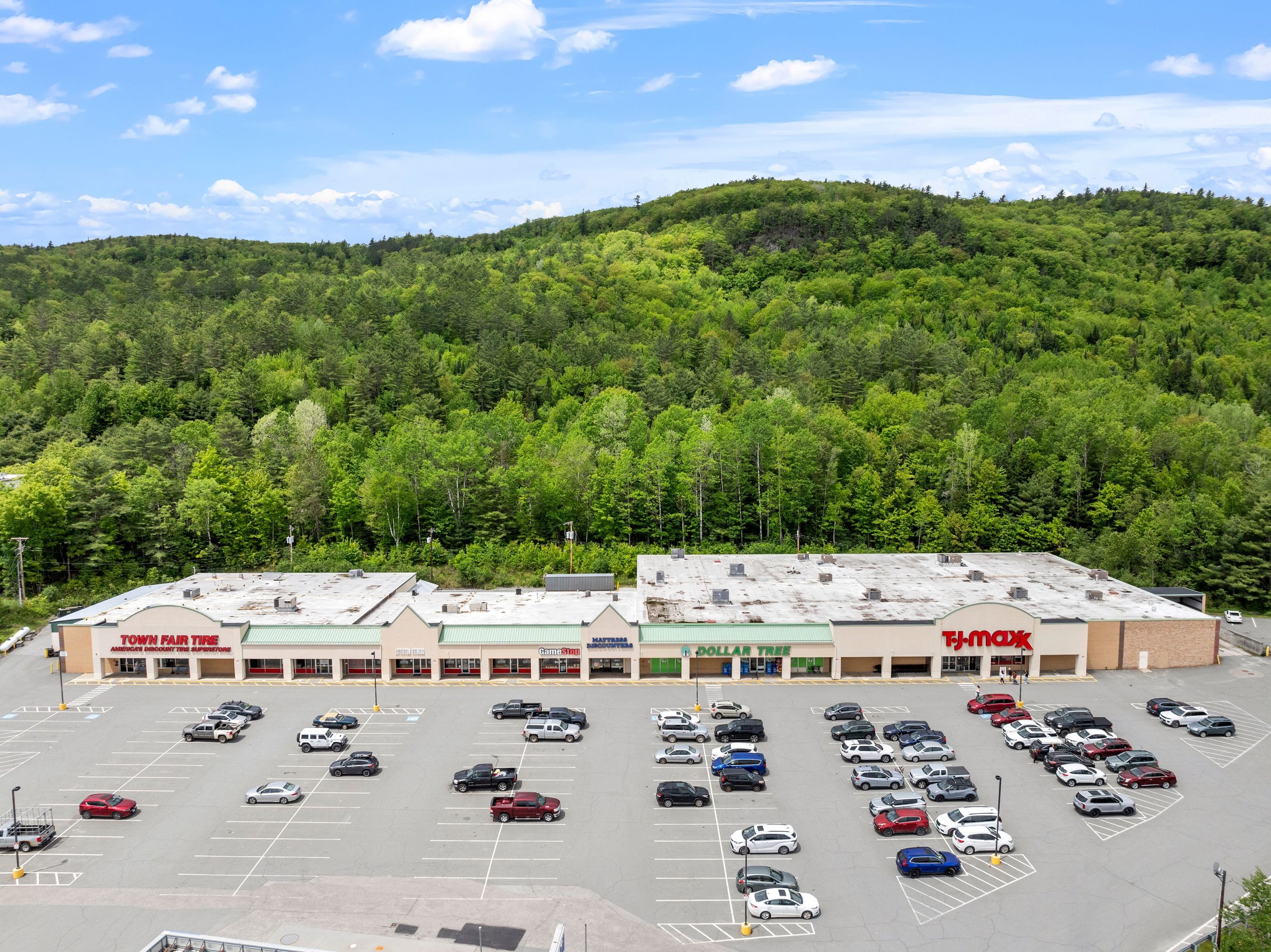 554 Meadow St, Littleton, NH 03561