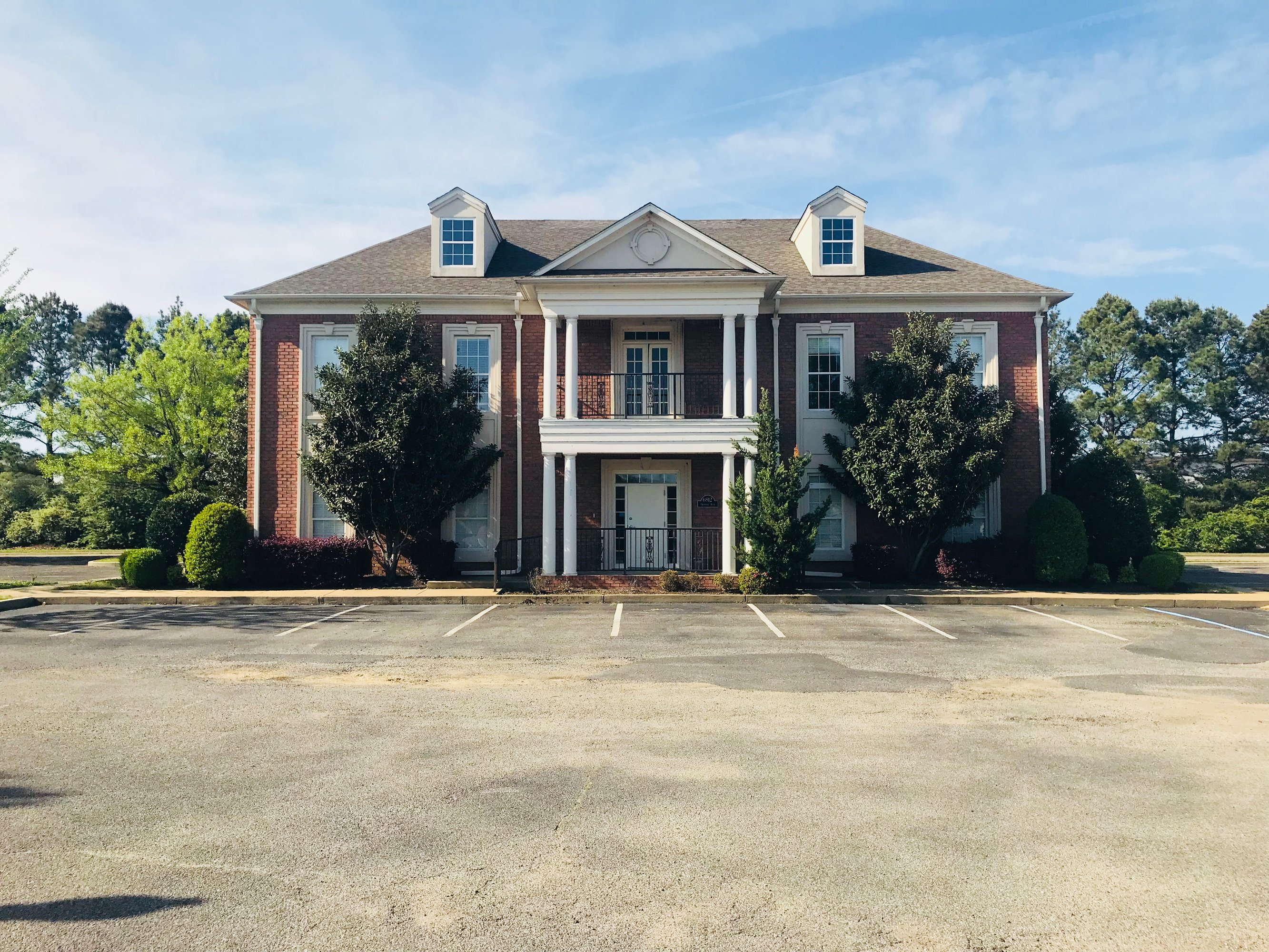 6812 Crumpler Blvd, Olive Branch, MS 38654