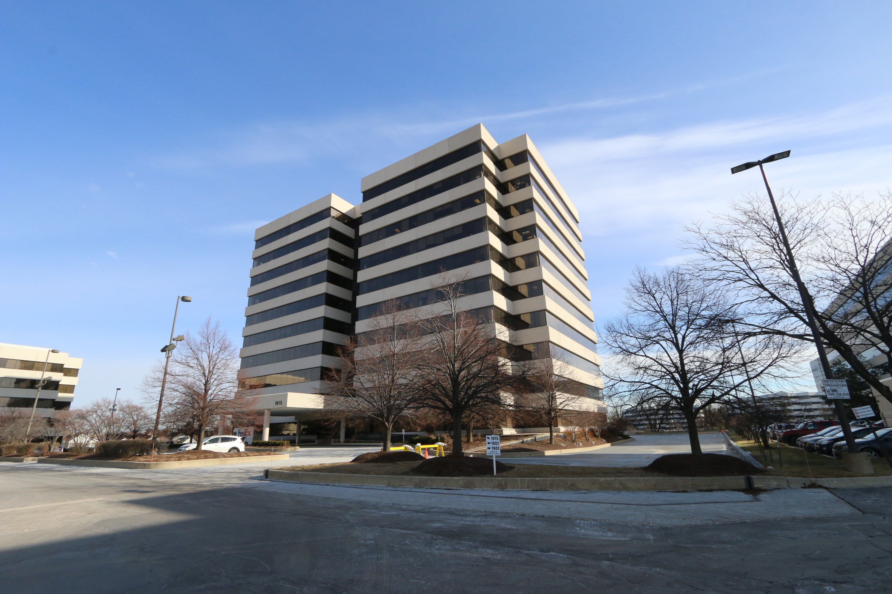 1815 S Meyers Rd, Villa Park, IL 60181