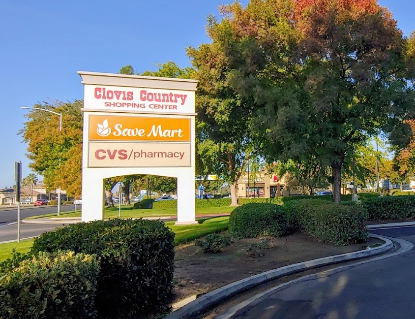 2167 Shaw Ave, Clovis, CA 93611-8935