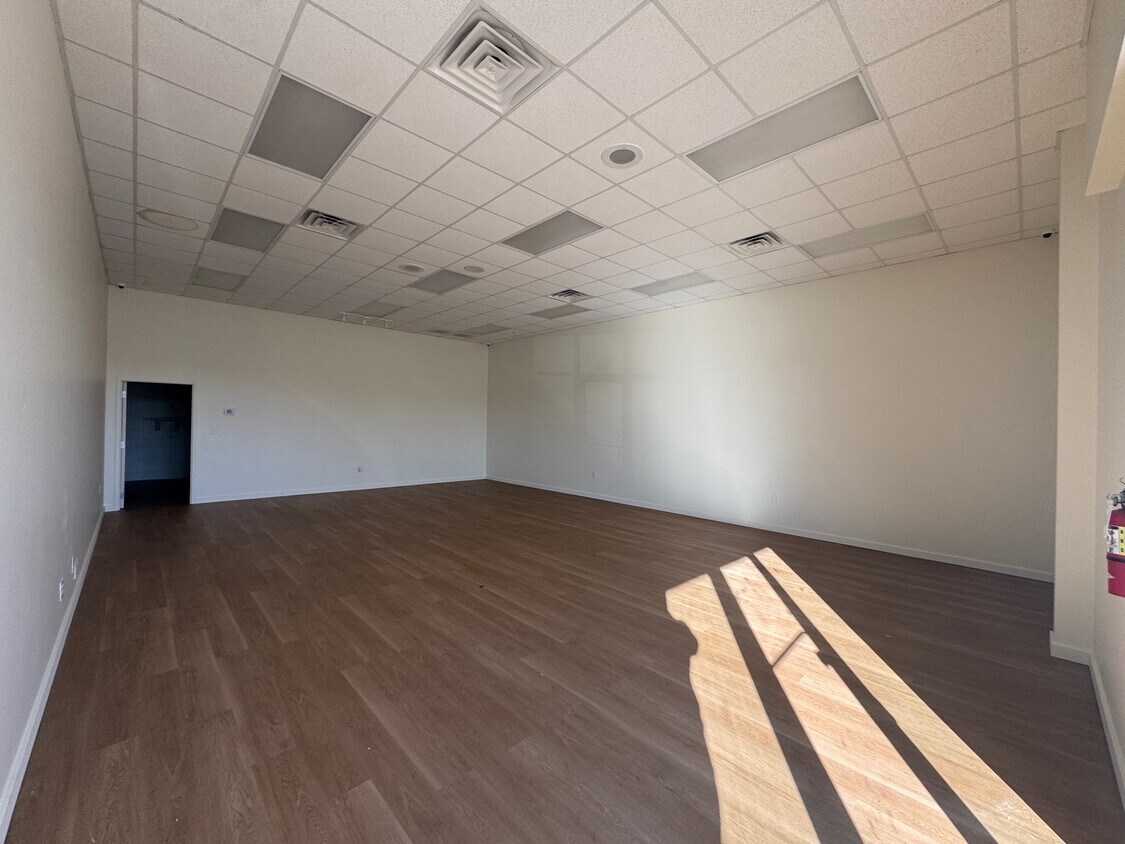 3505758