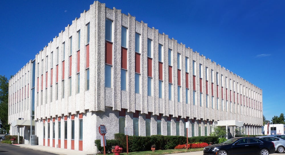 26711 Woodward Ave, Huntington Woods, MI 48070