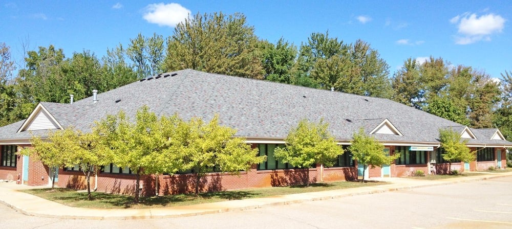 55 N Pond Dr, Walled Lake, MI 48390