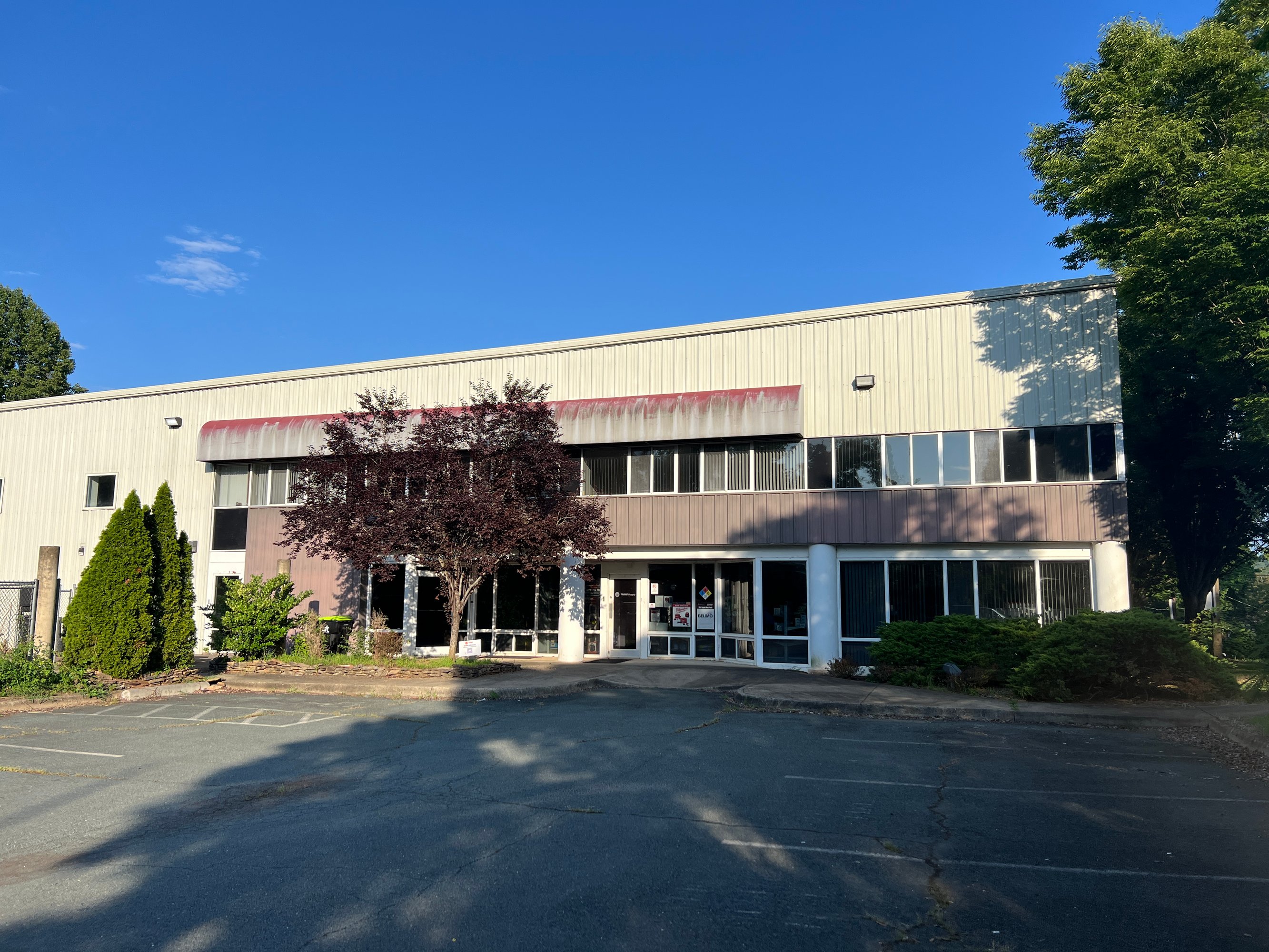 1215 E Market St, Charlottesville, VA 22902