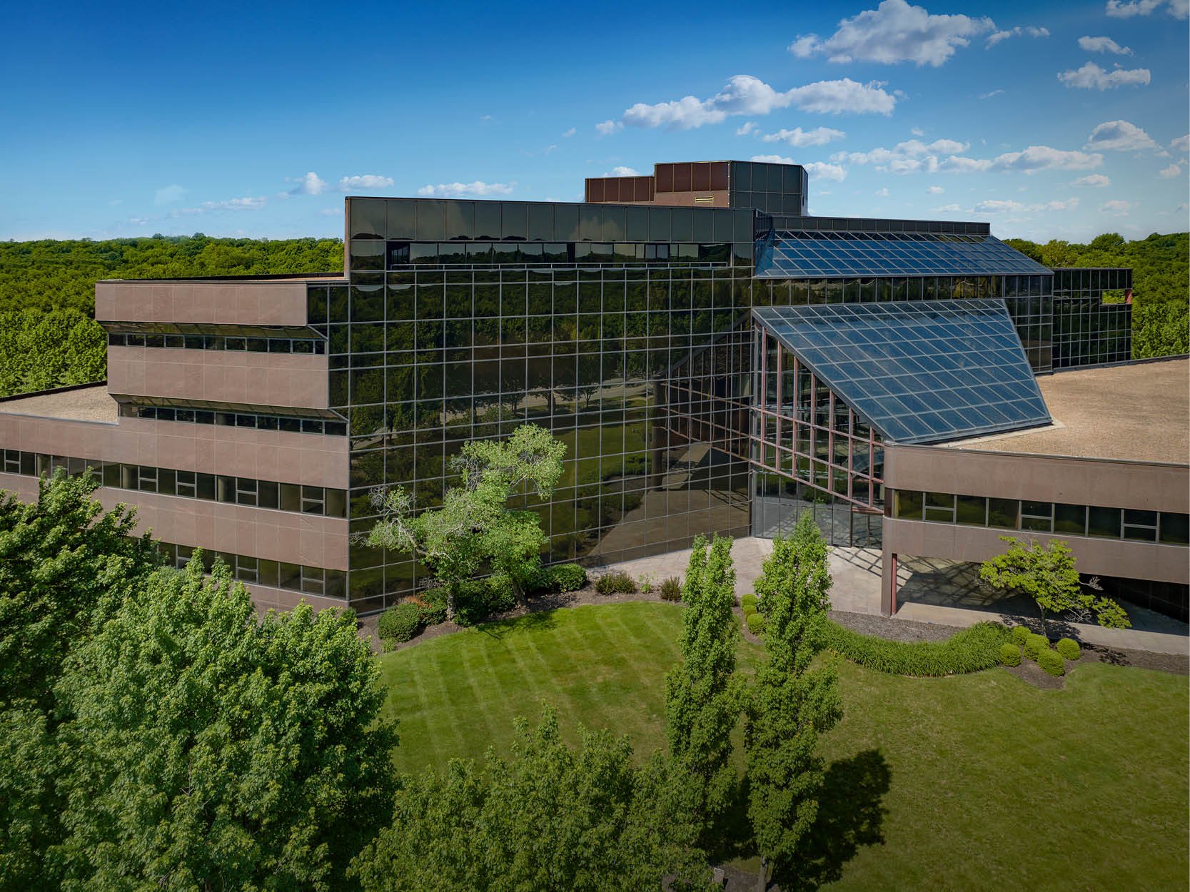 5200 Metcalf Ave, Overland Park, KS 66202