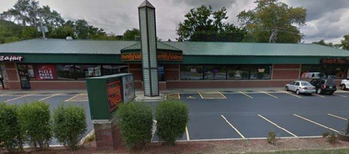 3242 Sheridan Rd, Zion, IL 60099