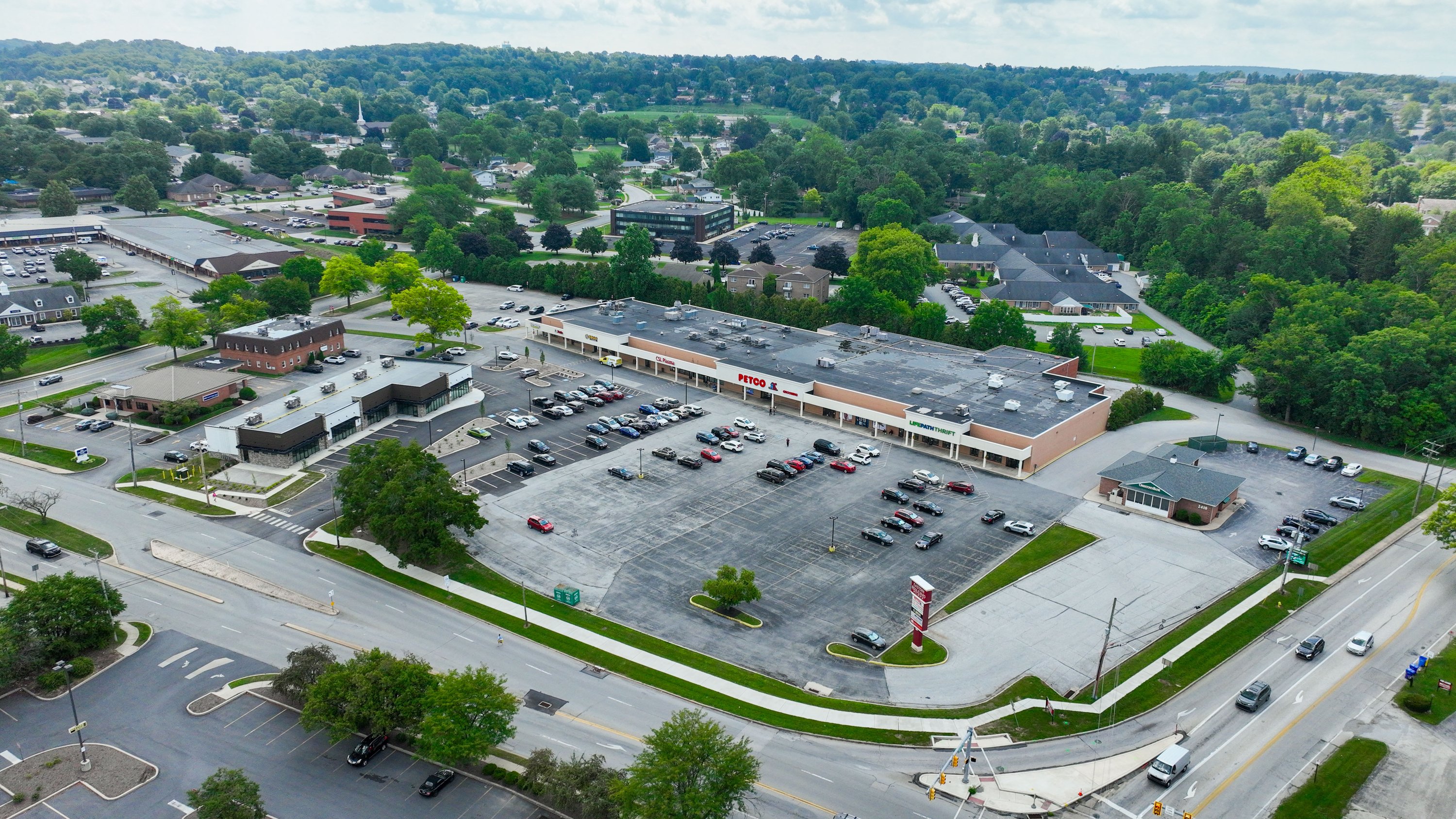 2424 Eastern Blvd, East York, PA 17402