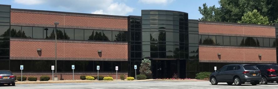 3 Corporate Dr, Halfmoon, NY 12065