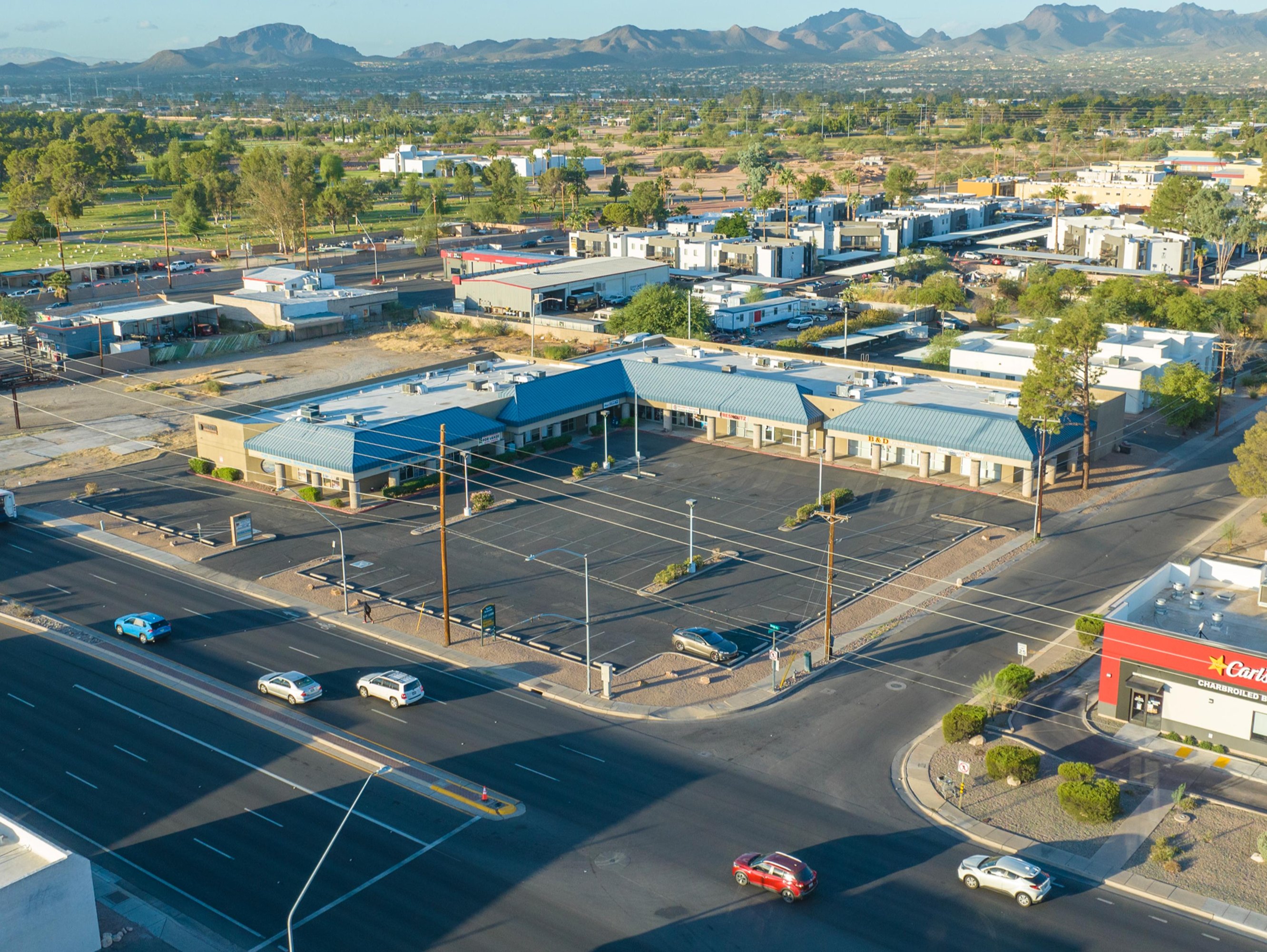 3655 N Oracle Rd, Tucson, AZ 85705