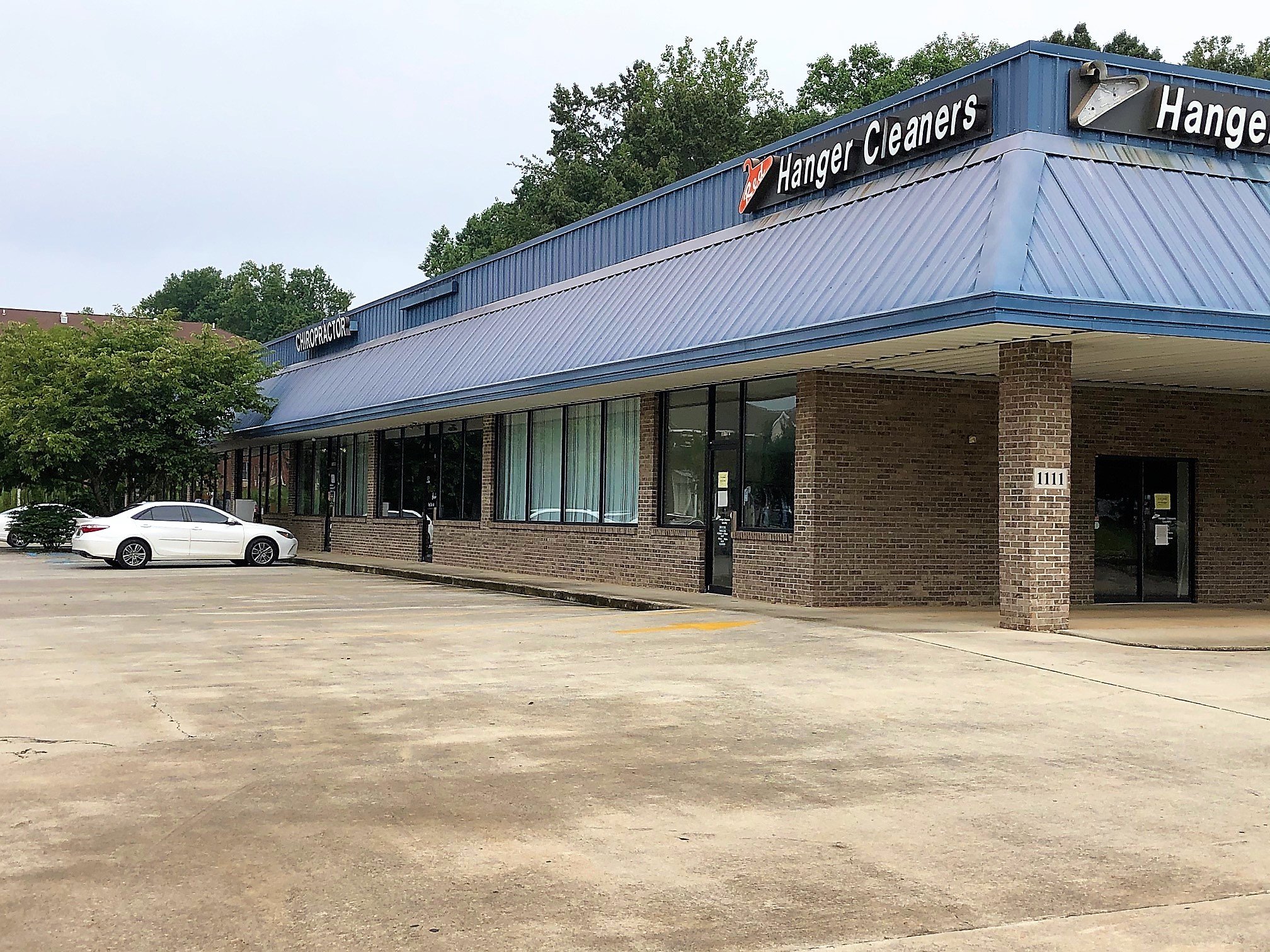 1111 Wayne Rd NW, Huntsville, AL 35806