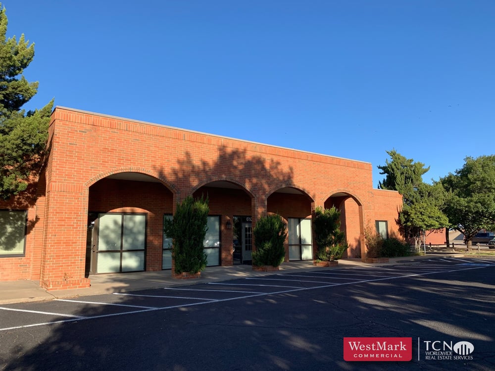 6102 Chicago Ave, Lubbock, TX 79424