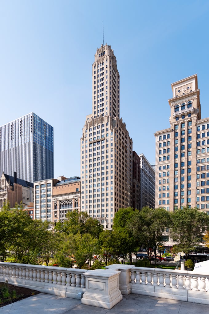8 S Michigan Ave, Chicago, IL 60603