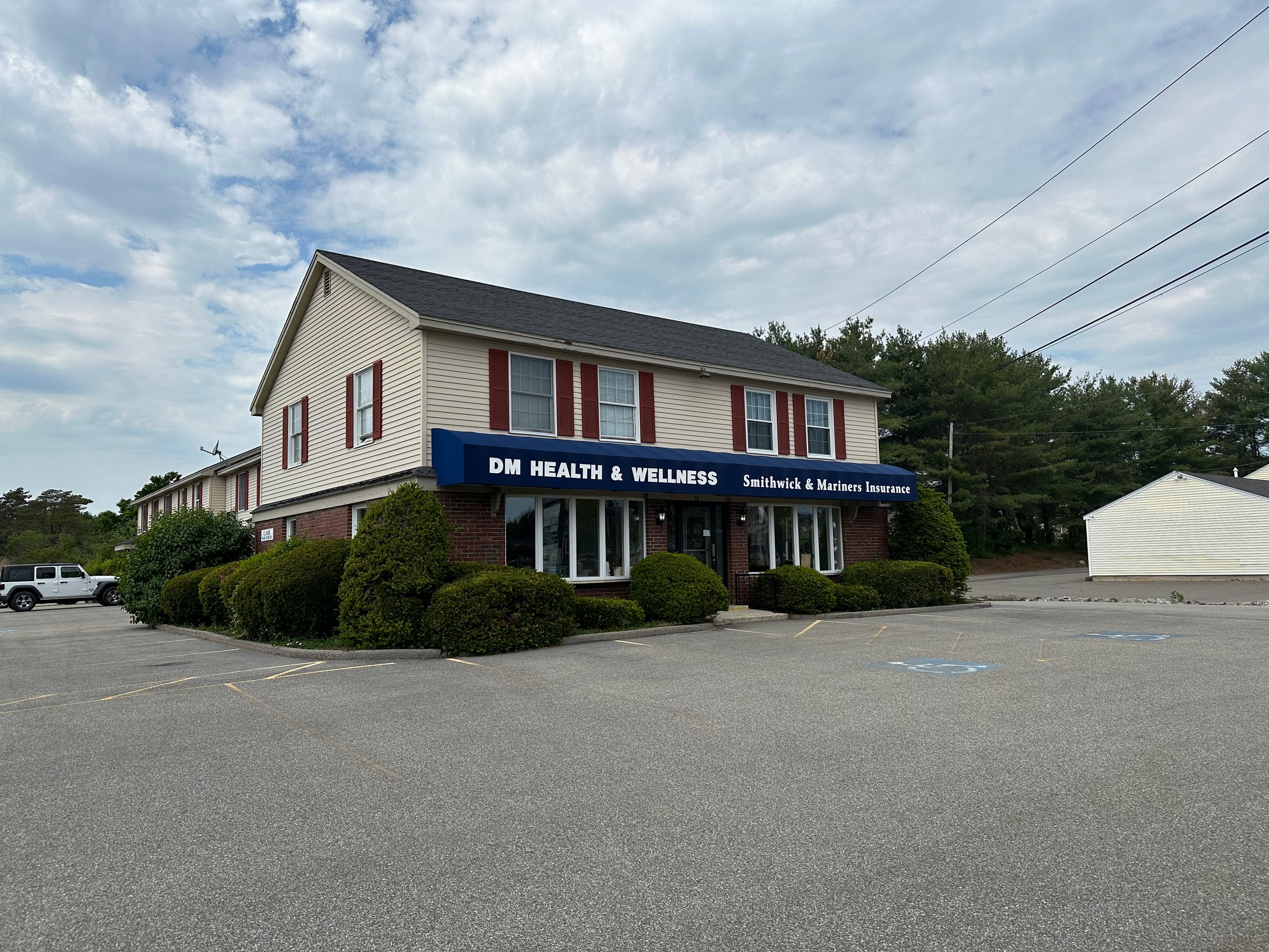58 Portland Rd, Kennebunk, ME 04043