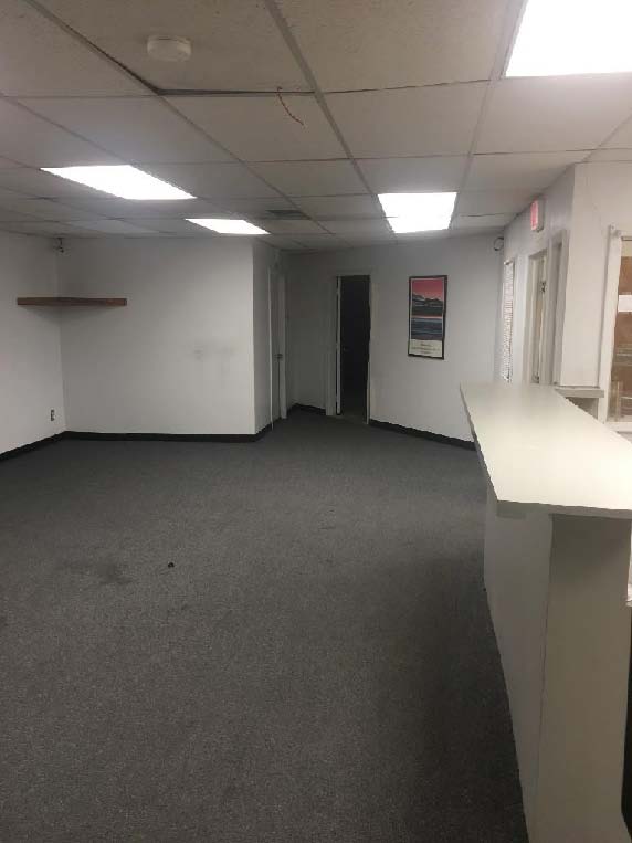 11180 Gratiot Ave, Detroit, MI 48213