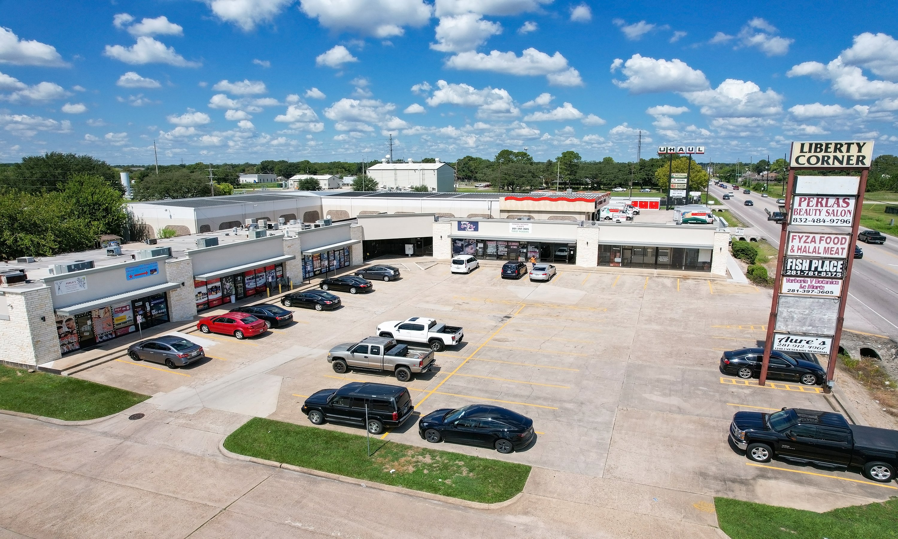 12403 Veterans Memorial Dr, Houston, TX 77014