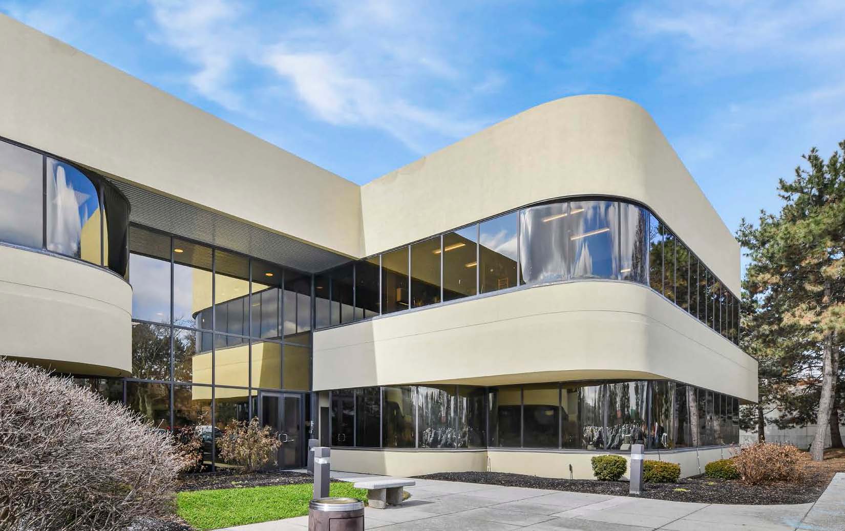 355 E Campus View Blvd, Columbus, OH 43235