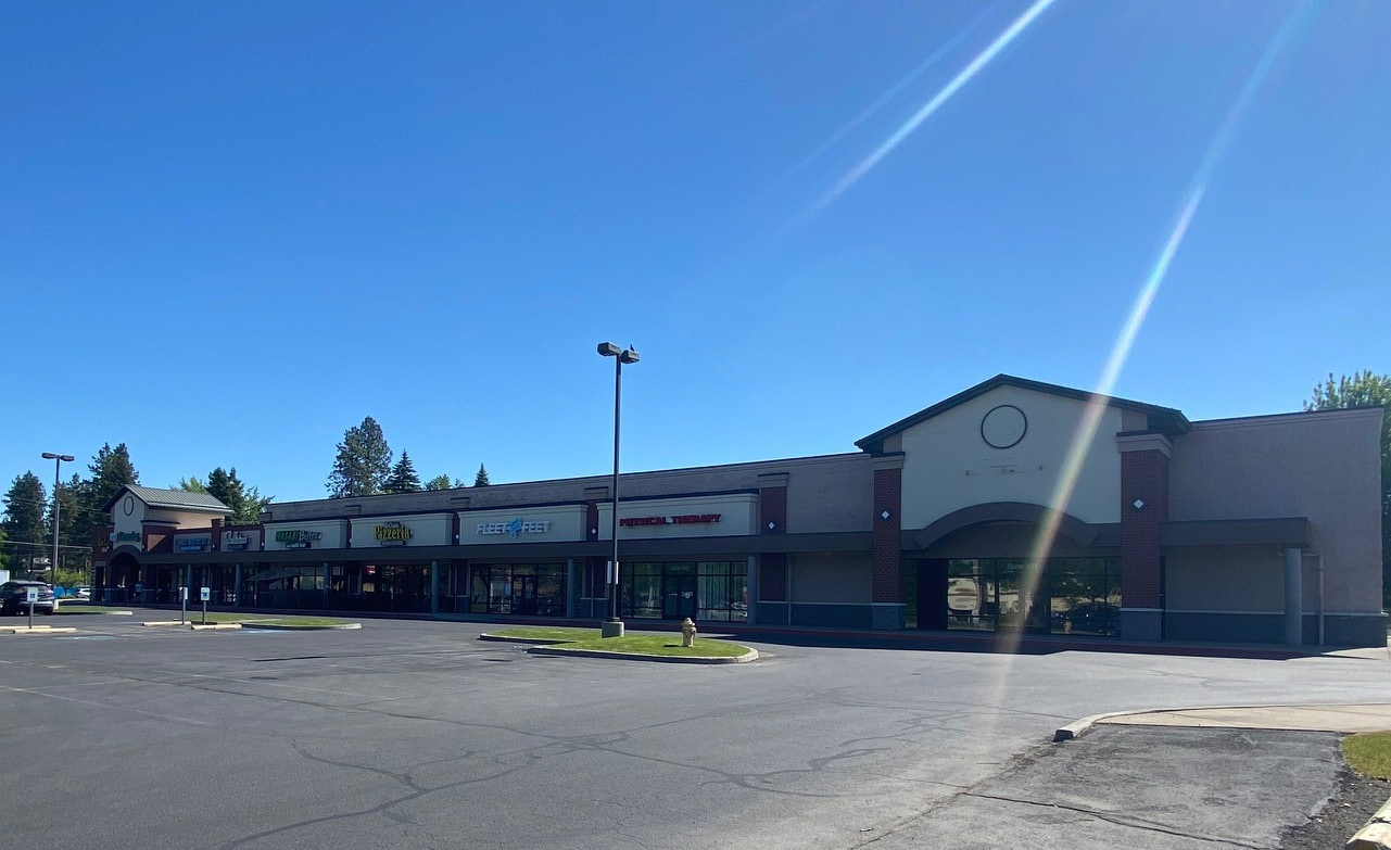 10208 N Division St, Spokane, WA 99218