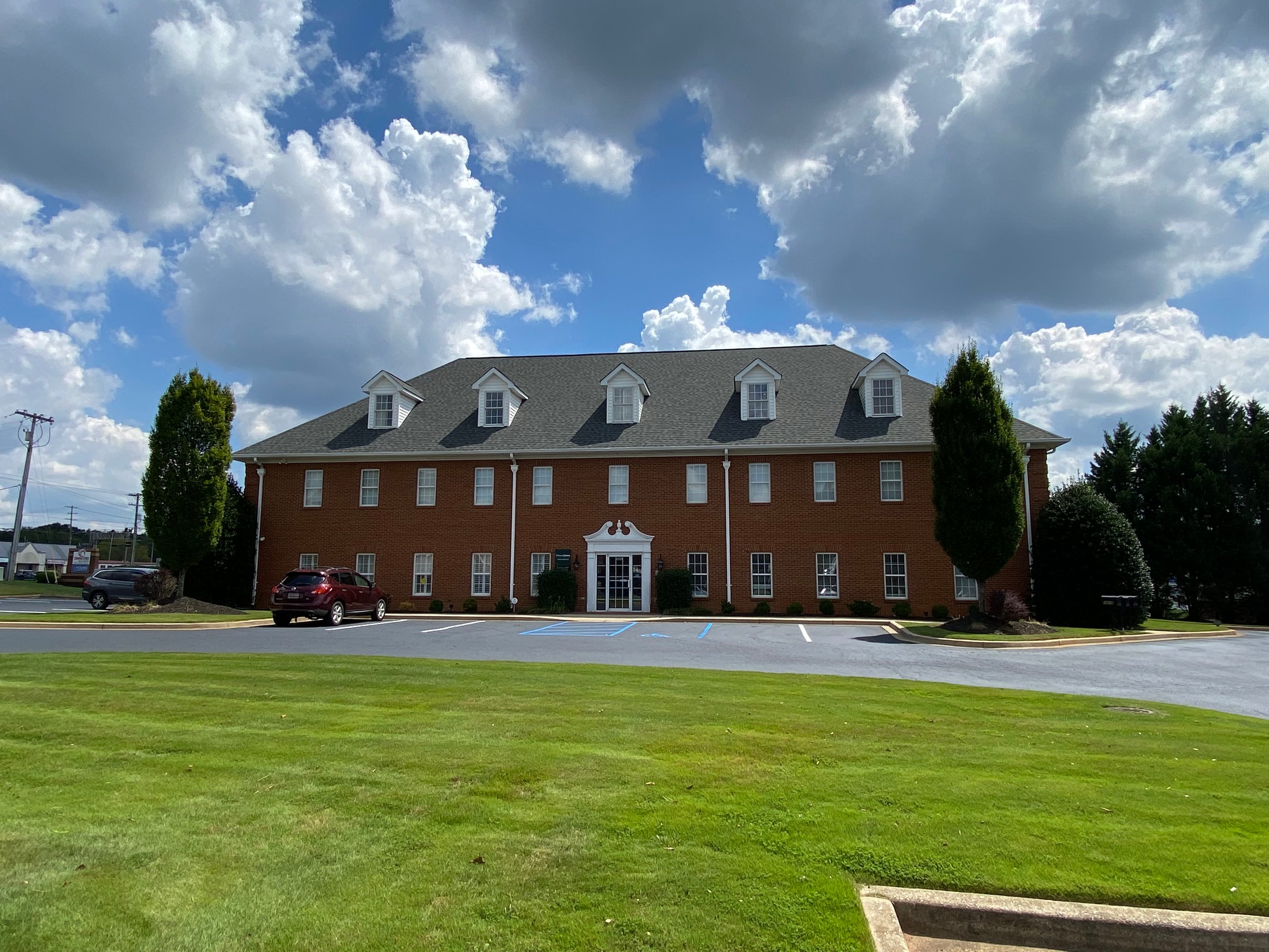 1818 E Main St, Easley, SC 29640