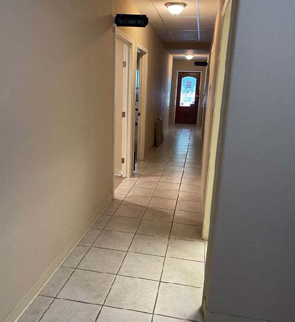 2588823